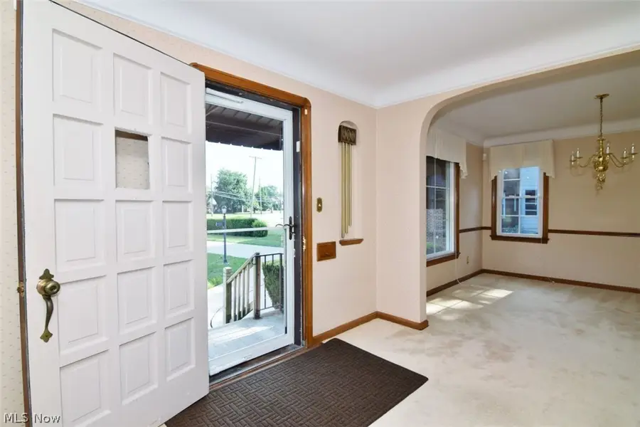 20670 Lake Shore Boulevard, Euclid, OH 44123 - #2