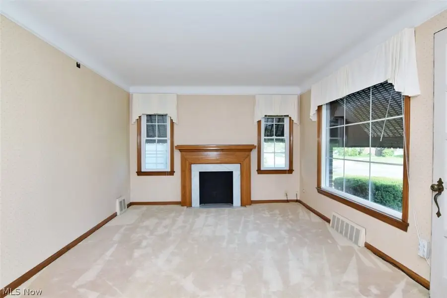 20670 Lake Shore Boulevard, Euclid, OH 44123 - #3