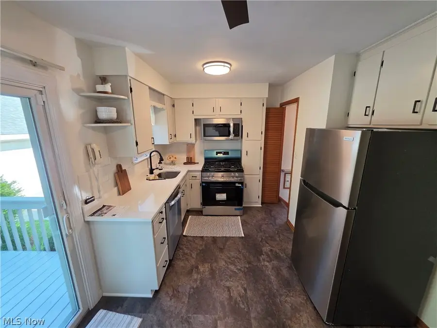 5093 Nan Linn Drive, Willoughby, OH 44094 - #2