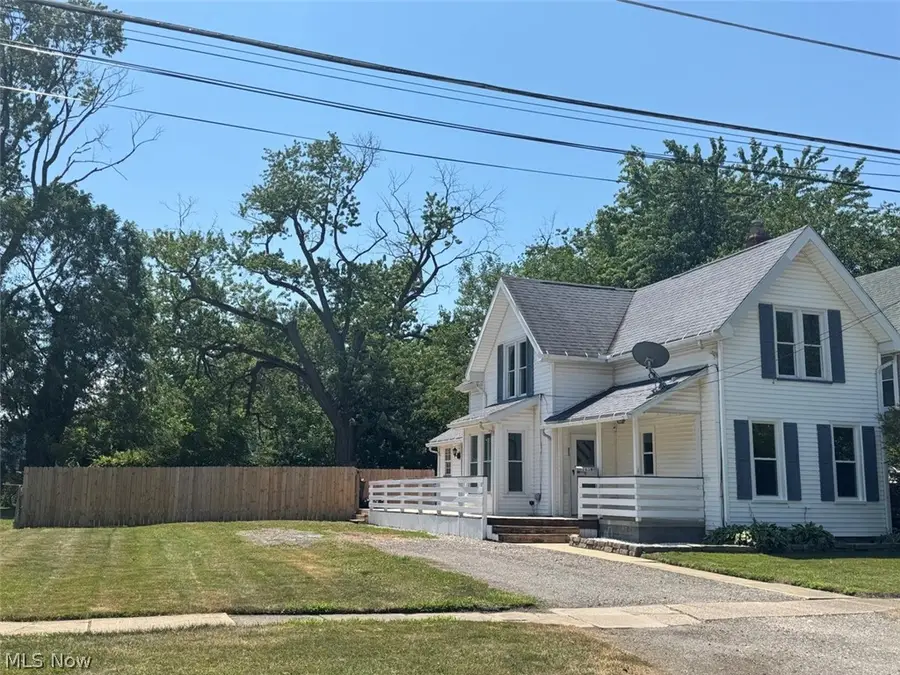 1638 W 6th Street, Ashtabula, OH 44004 - #2