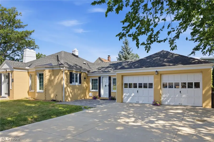 25498 Wolf Road, Bay Village, OH 44140 - #2