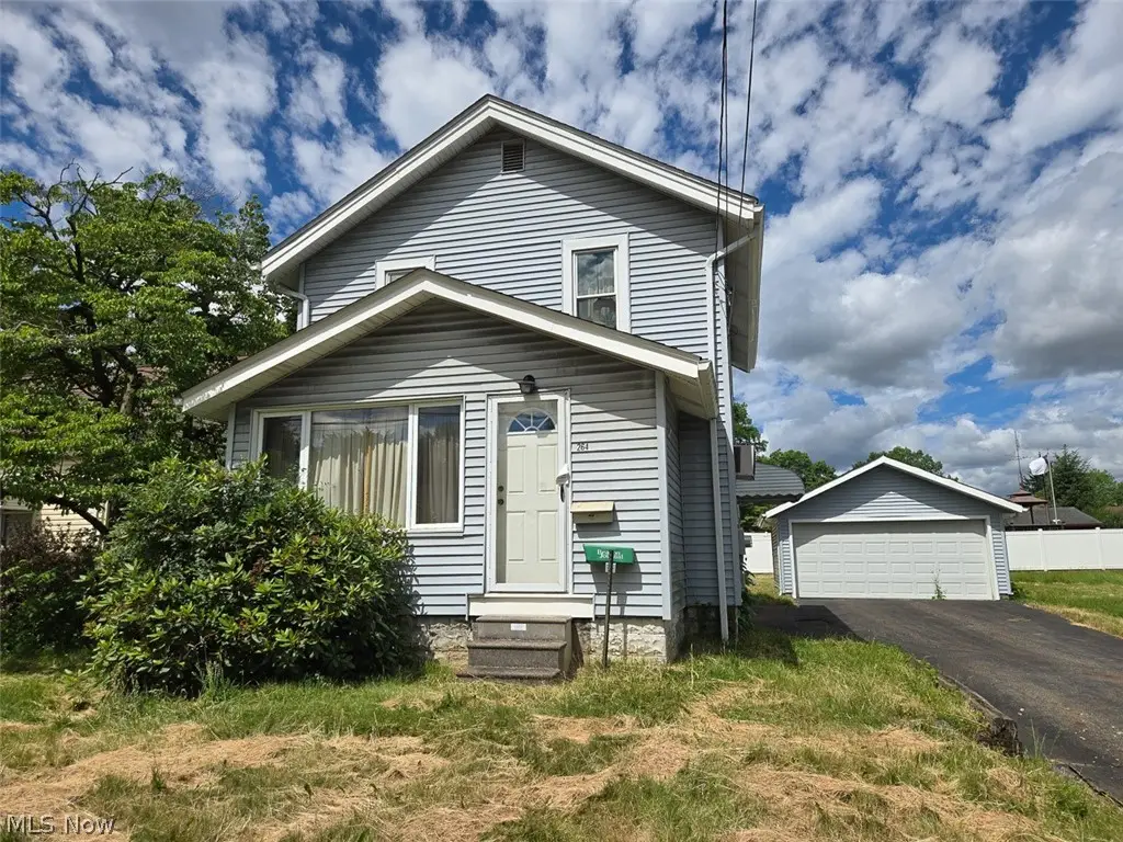 264 5th Ne Street, Barberton, OH 44203 - #1