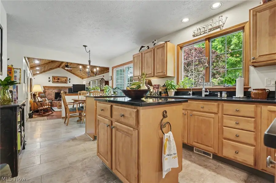 15884 Arbor Trail, Newbury, OH 44065 - #3