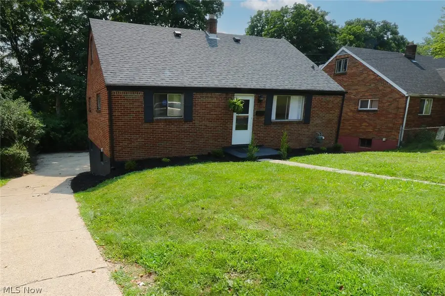414 Dresden Avenue, Steubenville, OH 43952 - #2