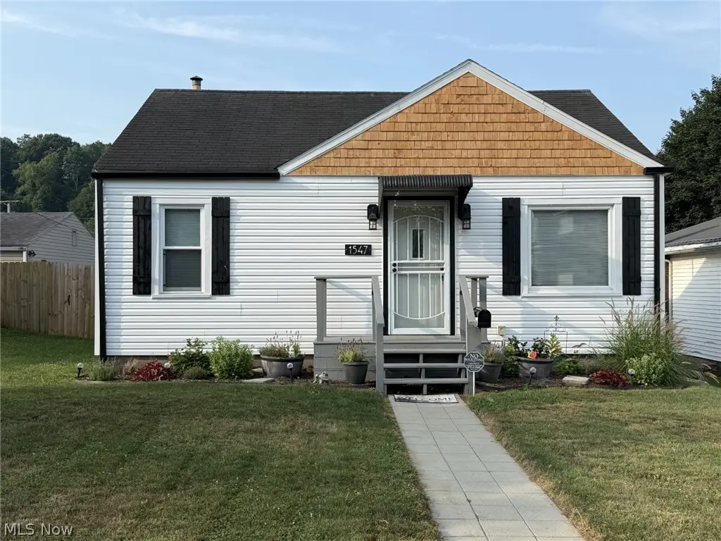 1547 Hay Avenue, Coshocton, OH 43812 - #1