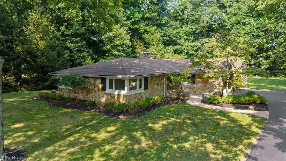 981 Worton Park Drive, Mayfield, OH 44143 - #1