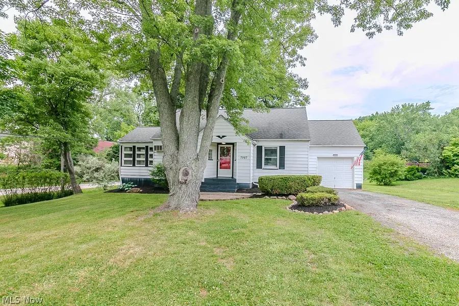 7987 Euclid Chardon Road, Kirtland, OH 44094 - #2
