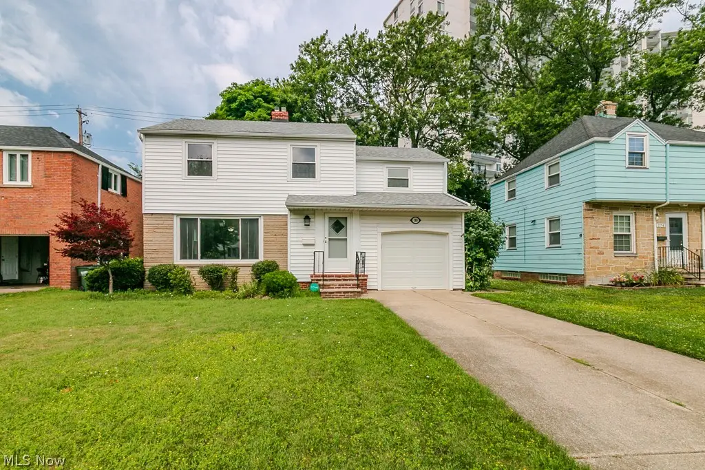180 E 264th Street, Euclid, OH 44132 - #1