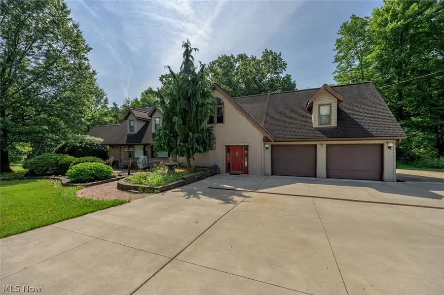 242 Elvira Court, McDonald, OH 44437 - #2