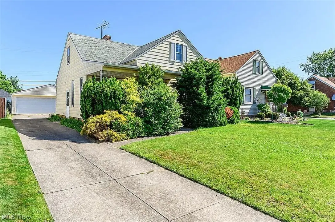 6008 Charles Avenue, Parma, OH 44129 - #1