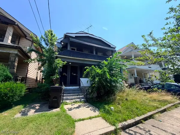 941 Alhambra Road, Cleveland, OH 44110