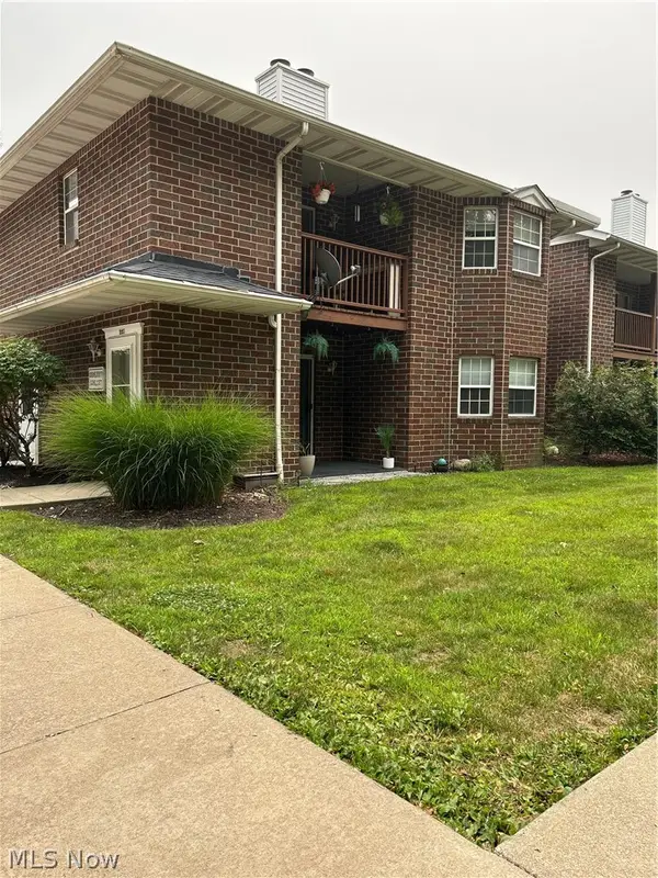 1200 Tollis Parkway #127, Broadview Heights, OH 44147