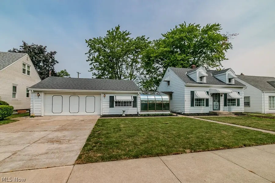 29127 Forestgrove Road, Willowick, OH 44095 - #3