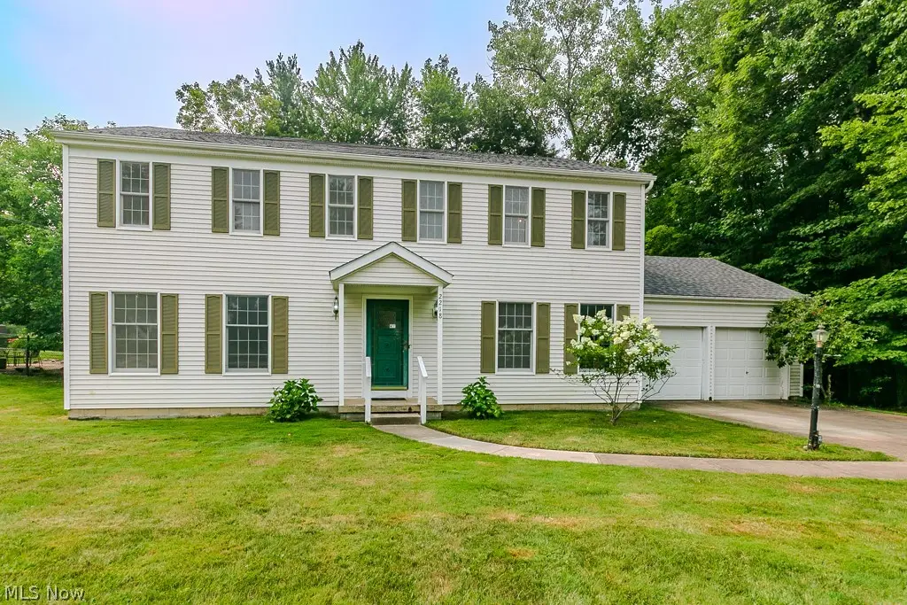 2218 Croydon Road, Twinsburg, OH 44087 - #1