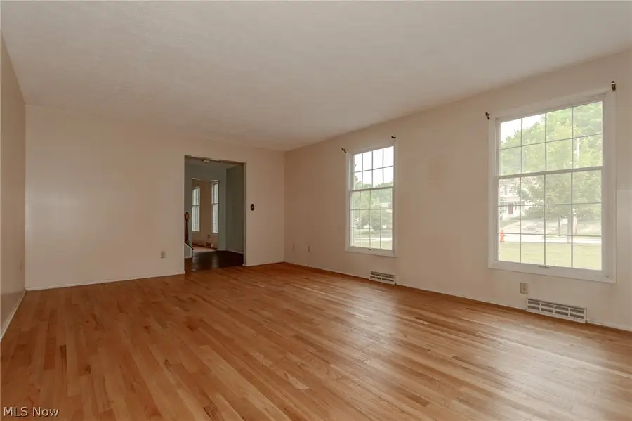 2218 Croydon Road, Twinsburg, OH 44087 - #3