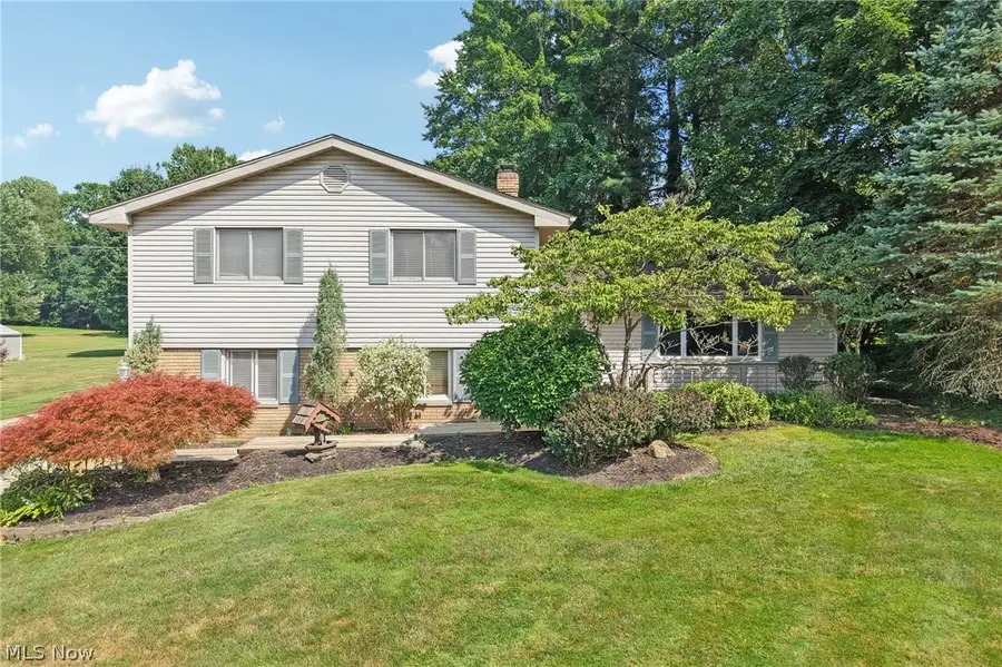 8127 Rolling Brook Road, Sagamore Hills, OH 44067 - #2