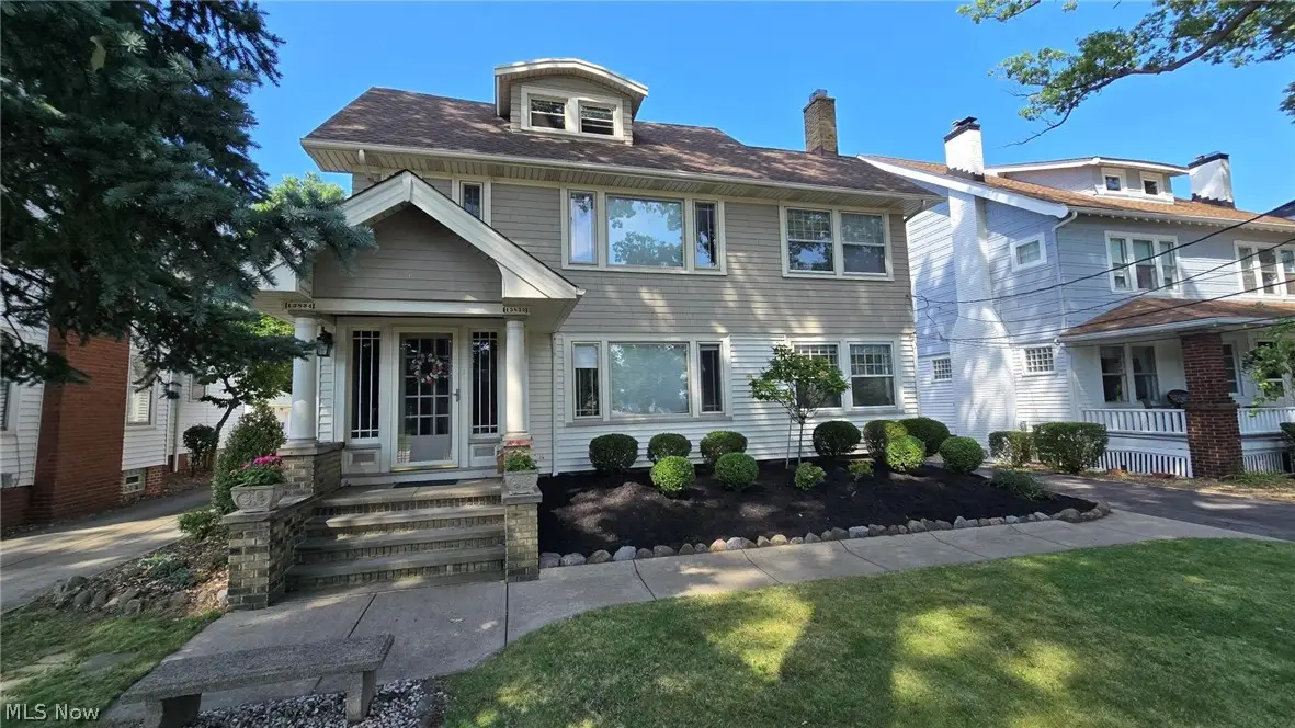 13832-34 Clifton Boulevard, Lakewood, OH 44107 - #1