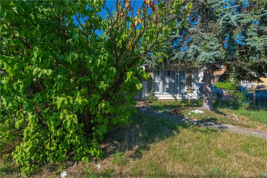 898 Wayside Road, Cleveland, OH 44110 - #2