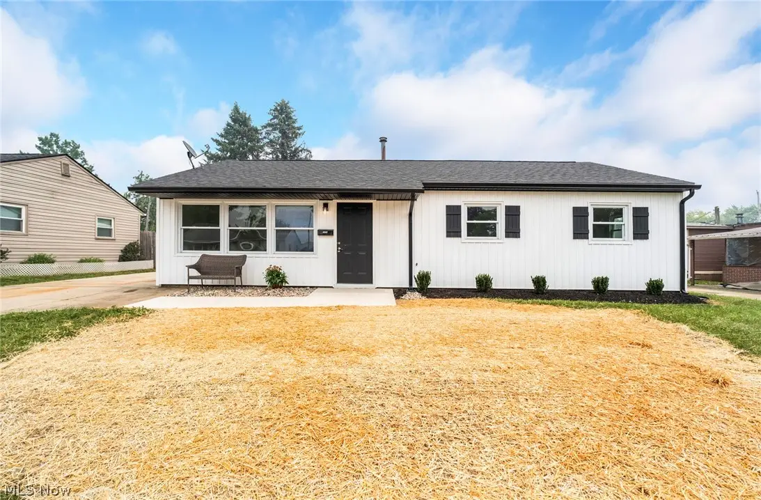 2402 NE Morris Avenue, Canton, OH 44705 - #1
