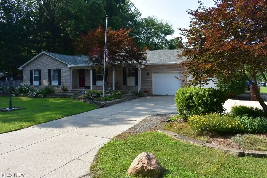 4775 Seabury Drive, Ravenna, OH 44266 - #2
