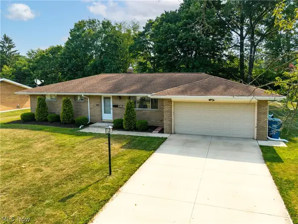 5139 Evergreen Drive, North Olmsted, OH 44070