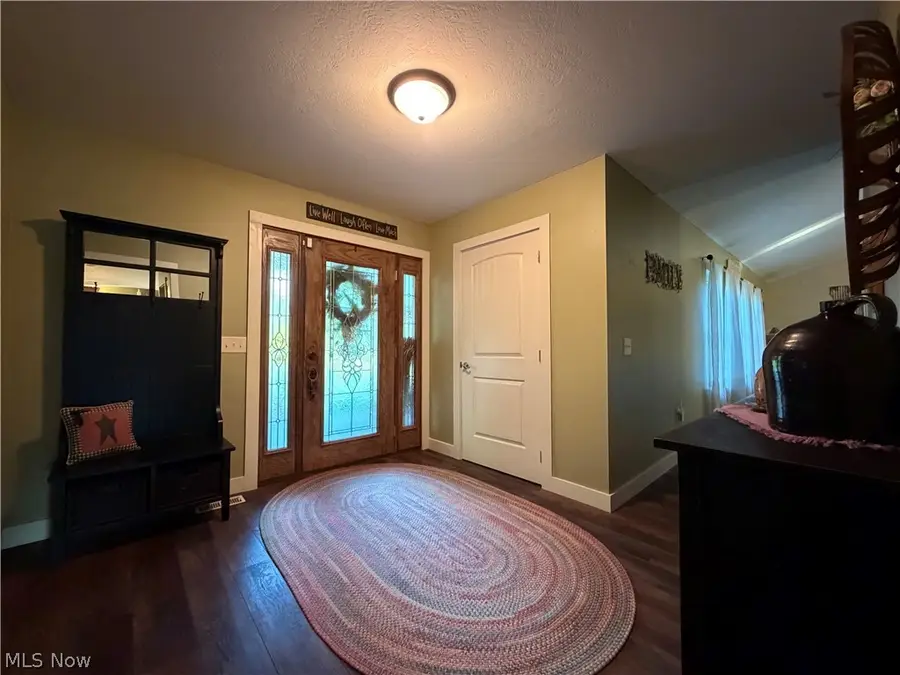 8533 Girdle Road, Middlefield, OH 44062 - #3