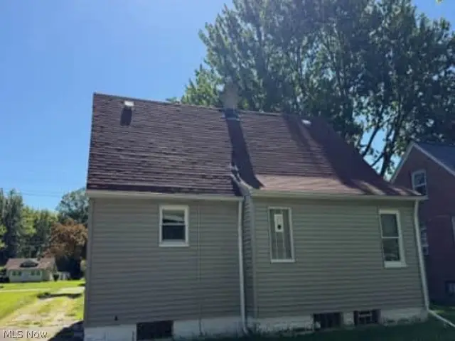 6926 Mckenzie Road, Olmsted Falls, OH 44138 - #2