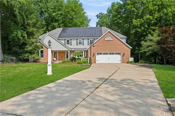 2537 Fox Circle, Stow, OH 44224