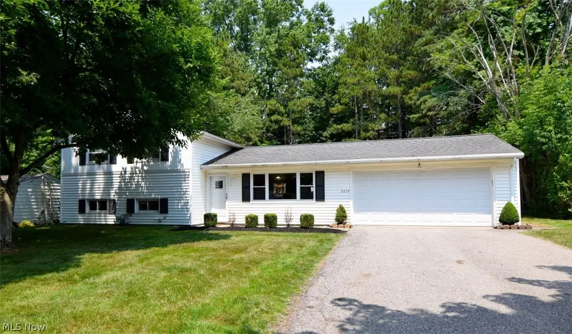 2275 Gary Drive, Twinsburg, OH 44087 - #1