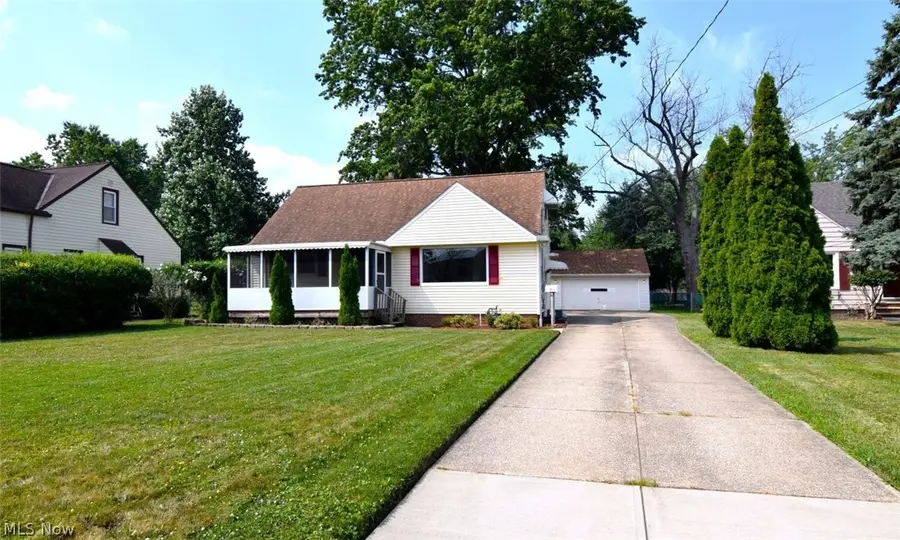 232 E 293rd Street, Willowick, OH 44095 - #2