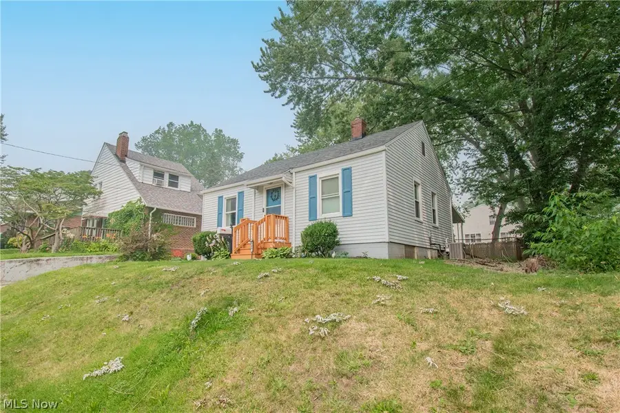 349 Morningview Avenue, Akron, OH 44305 - #2