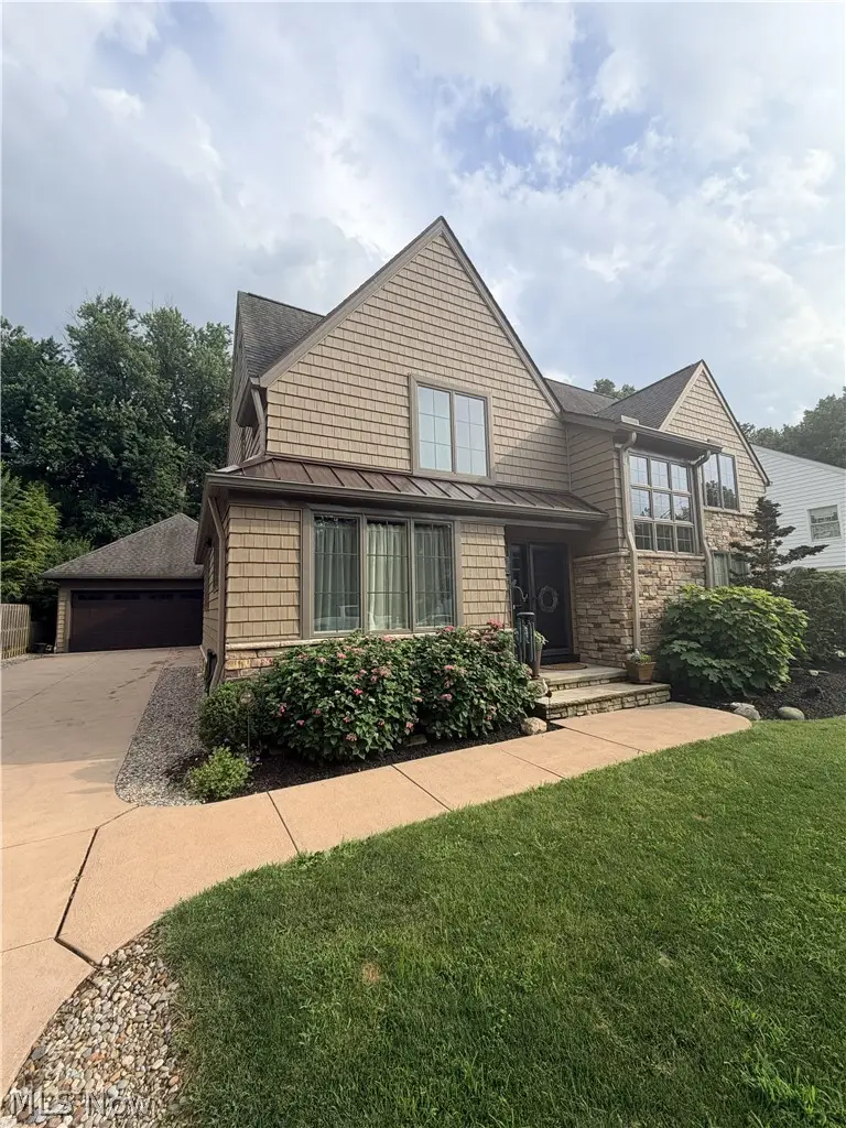 21669 Kenwood Avenue, Rocky River, OH 44116 - #1