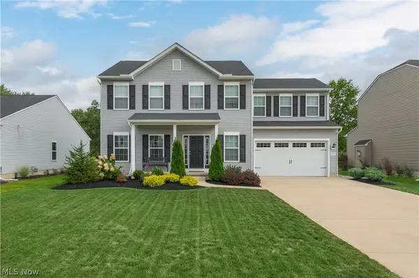 8133 Ashford Circle, North Ridgeville, OH 44039