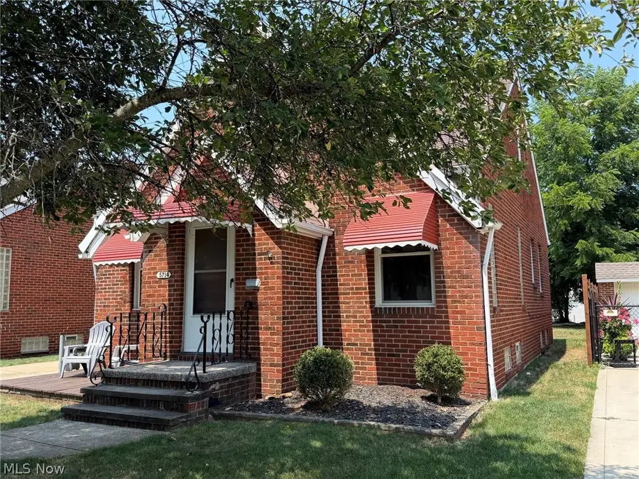 5714 Gilbert Avenue, Parma, OH 44129 - #2