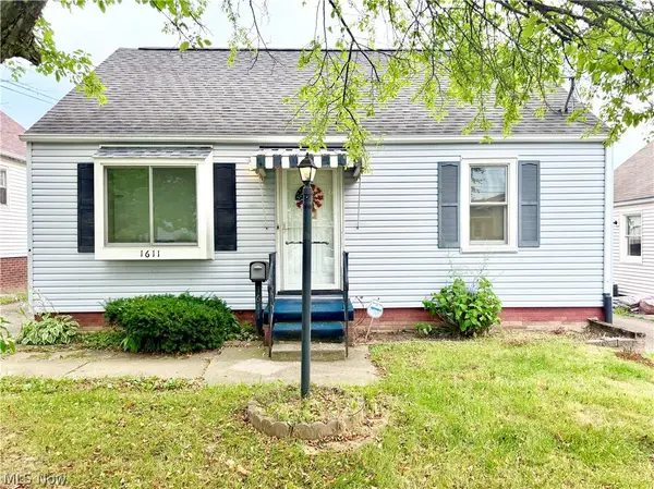 1611 27th Ne Street, Canton, OH 44714