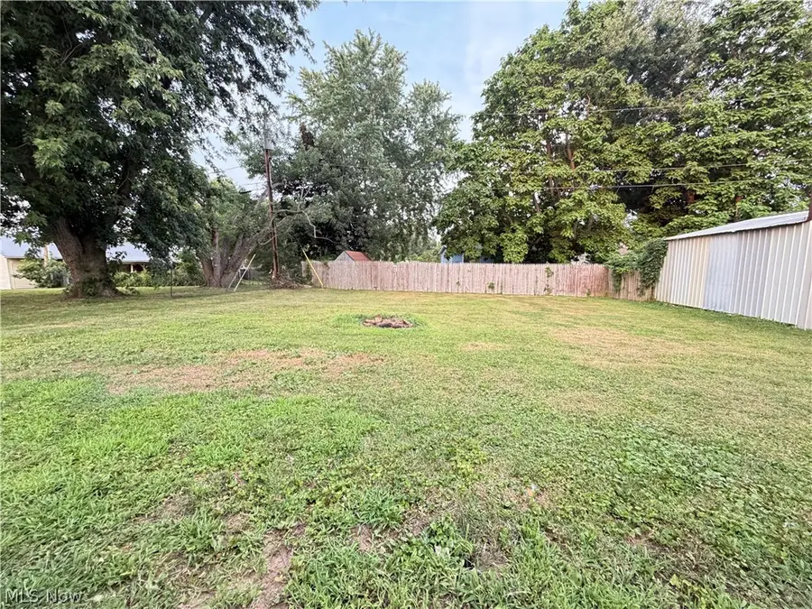 573 Chestnut Street, Newcomerstown, OH 43832 - #3