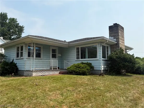 404 Jackson Ne Avenue, Brewster, OH 44613