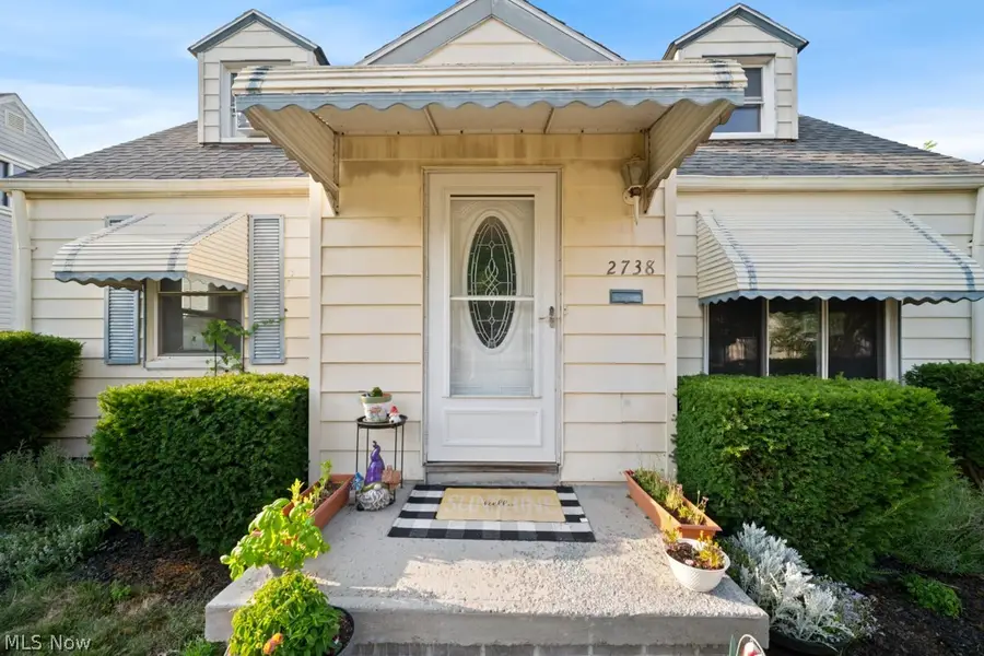 2738 Silverdale Avenue, Cleveland, OH 44109 - #2
