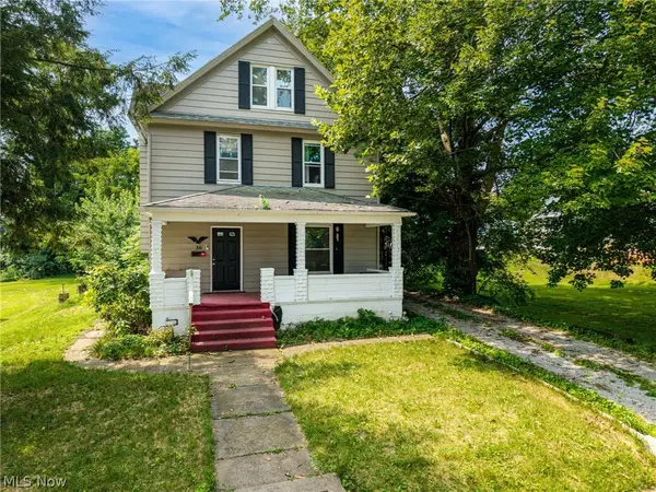 36 W Hiram Street, Barberton, OH 44203