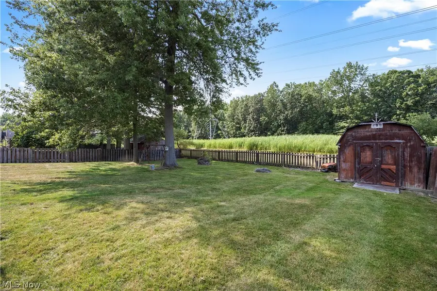 8020 Oak Tree N Drive, Lorain, OH 44053 - #2