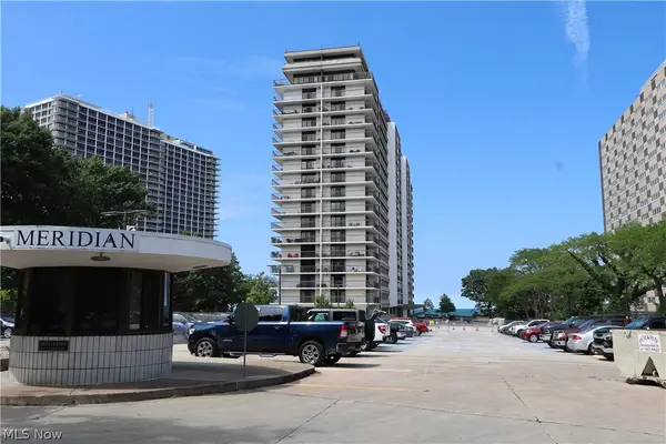 12550 Lake Avenue #810, Lakewood, OH 44107