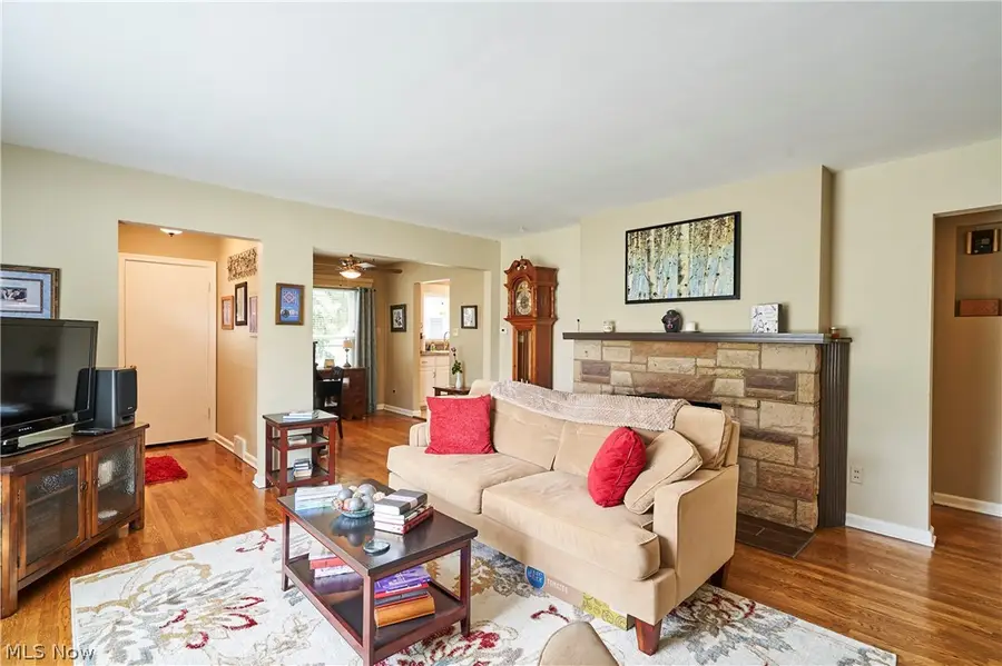 2388 17th Street, Cuyahoga Falls, OH 44223 - #2
