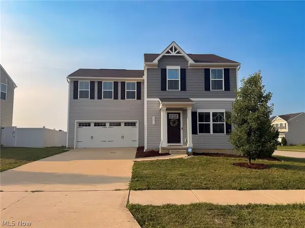 2677 Himelrigh Boulevard, Barberton, OH 44203