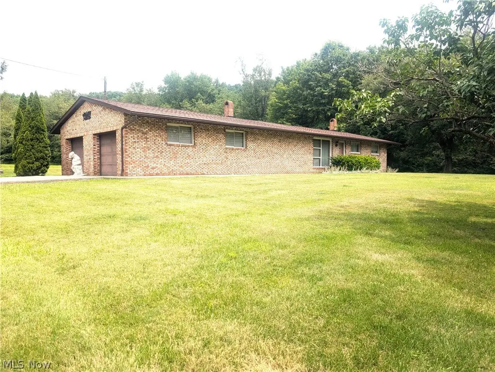 5779 Greer Se Road, Uhrichsville, OH 44683 - #1