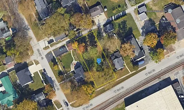 241 W 3rd Street, Perrysburg, OH 43551