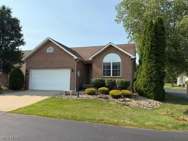 130 Royal Troon, Warren, OH 44484