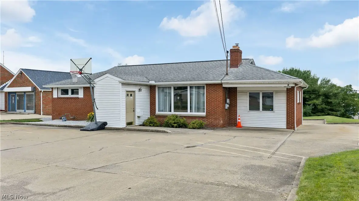6310 Middlebranch Ne Avenue, Canton, OH 44721 - #1
