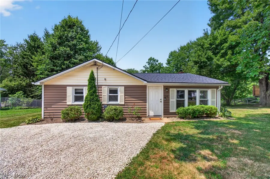 1240 Aberth Drive, Akron, OH 44320 - #3