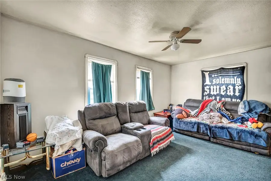 4532 W 150th Street, Cleveland, OH 44135 - #3