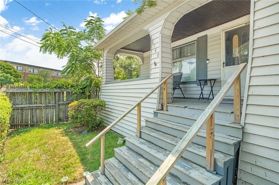 6740 Baxter Avenue, Cleveland, OH 44105 - #3